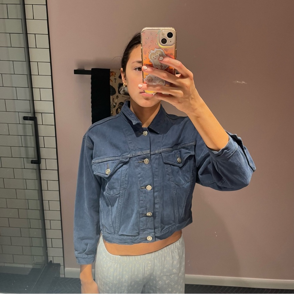 Chic Blue Button-Up Cropped Jacket - image 1